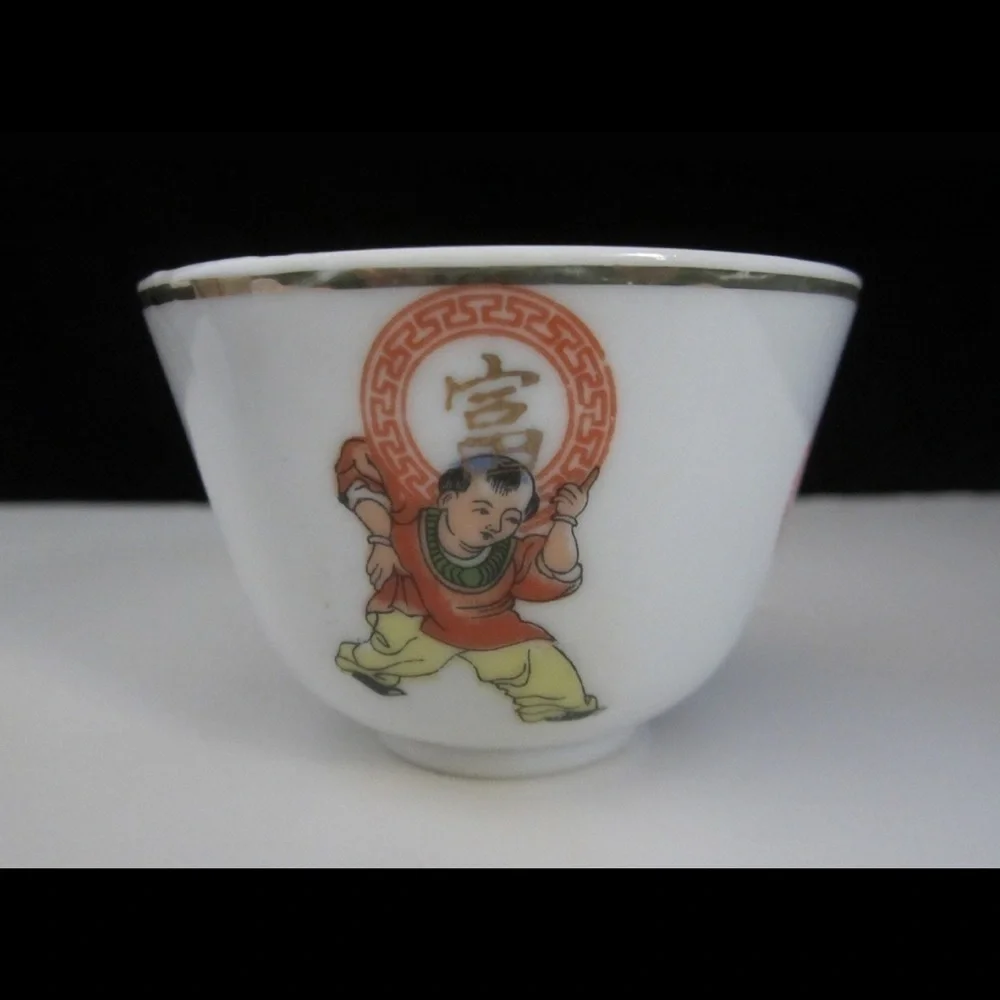 Chinese Teacups Vintage Luo Sen Jian Zhi Gold Trim Porcelain Footed Tea bowls